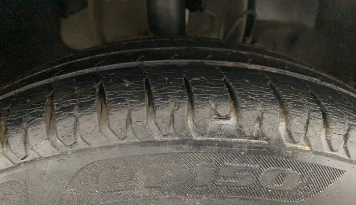 2019 Tata Tiago XE PETROL, Petrol, Manual, 56,321 km, Right Front Tyre Tread