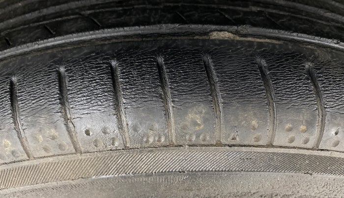 2013 Hyundai i20 MAGNA 1.2, Petrol, Manual, 61,580 km, Left Rear Tyre Tread