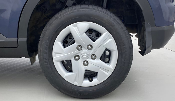 2021 Hyundai VENUE S 1.2, Petrol, Manual, 31,392 km, Left Rear Wheel