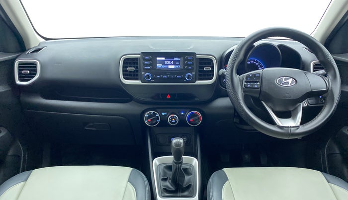 2021 Hyundai VENUE S 1.2, Petrol, Manual, 31,392 km, Dashboard