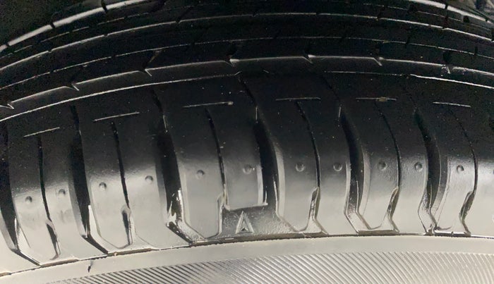 2021 Tata ALTROZ XE PETROL, Petrol, Manual, 7,630 km, Right Rear Tyre Tread