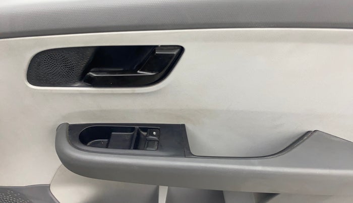 2021 Tata ALTROZ XE PETROL, Petrol, Manual, 7,630 km, Driver Side Door Panels Control
