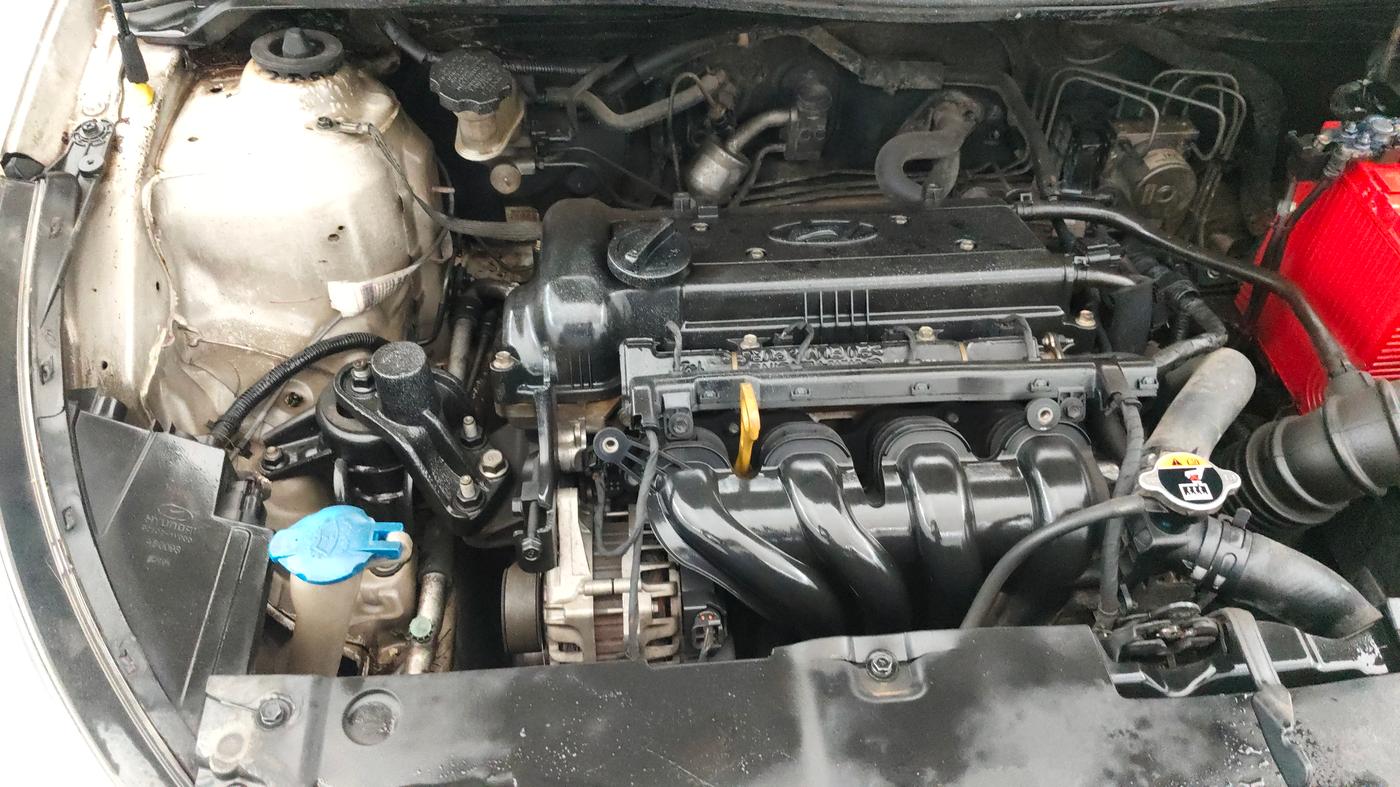 2013 Hyundai Verna FLUIDIC 1.6 VTVT SX OPT, Petrol, Manual, 95,261 km, Engine View - Right