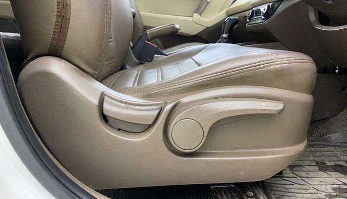 2018 Hyundai Creta SX PLUS AT 1.6 PETROL, Petrol, Automatic, 50,016 km, Driver Side Adjustment Panel