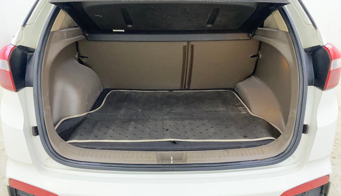 2018 Hyundai Creta SX PLUS AT 1.6 PETROL, Petrol, Automatic, 50,016 km, Boot Inside