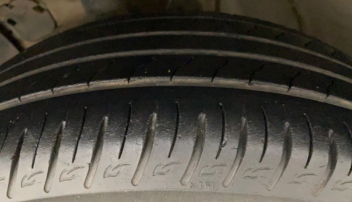 2019 Hyundai VENUE SX 1.0 TURBO, Petrol, Manual, 69,173 km, Left Front Tyre Tread