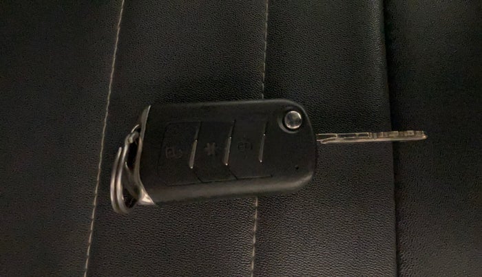 2021 Mahindra Thar LX HARD TOP 4WD MT, Diesel, Manual, 34,319 km, Key Close Up