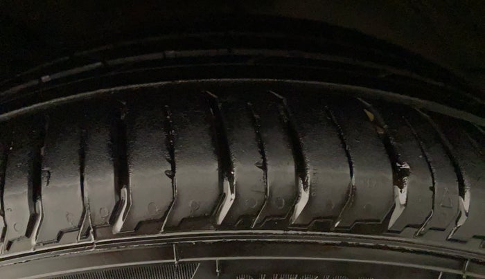 2018 Hyundai Verna 1.6 VTVT SX (O) AT, Petrol, Automatic, 63,928 km, Left Rear Tyre Tread