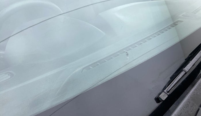 2019 Hyundai Creta 1.4 S CRDI, Diesel, Manual, 60,806 km, Front windshield - Minor spot on windshield