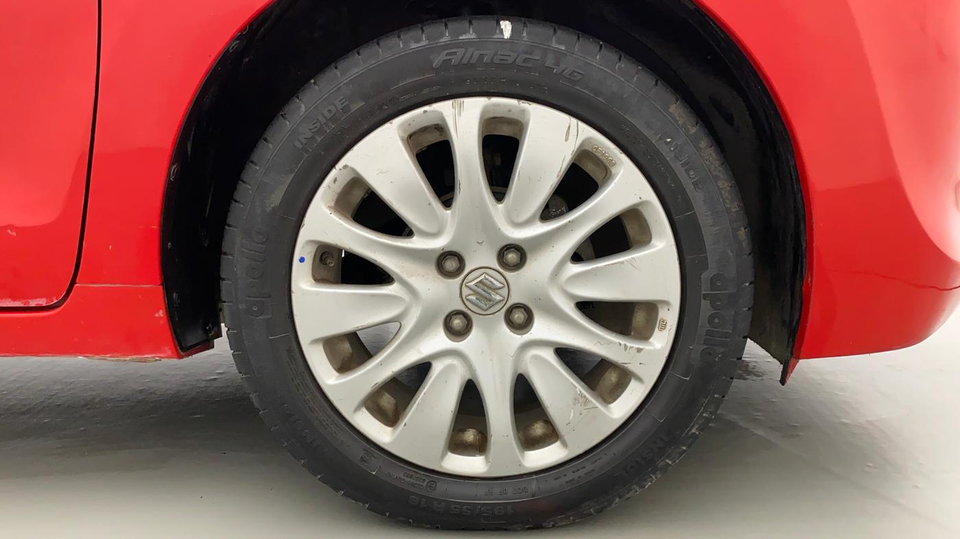 2015 Maruti Baleno ALPHA PETROL 1.2, Petrol, Manual, 28,909 km, Right Front Wheel