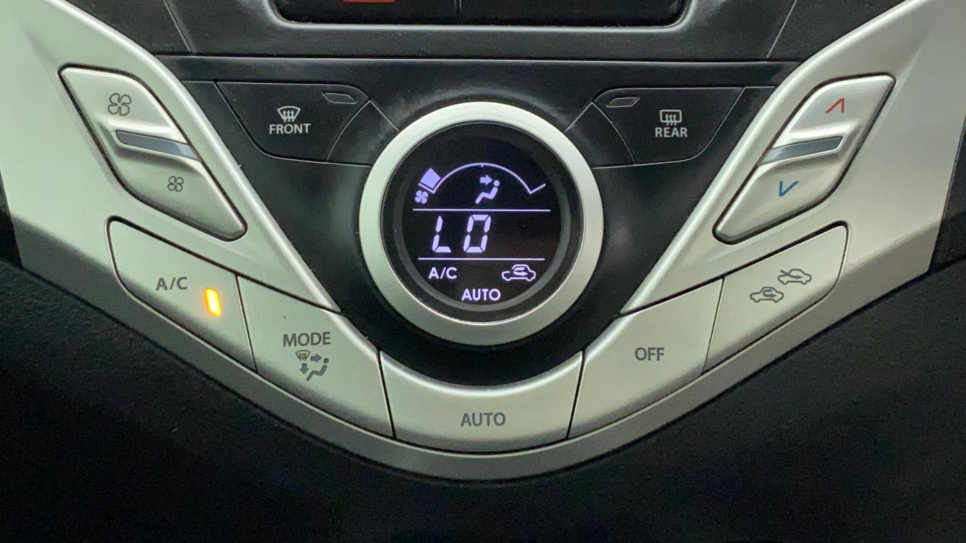2015 Maruti Baleno ALPHA PETROL 1.2, Petrol, Manual, 28,909 km, Automatic Climate Control