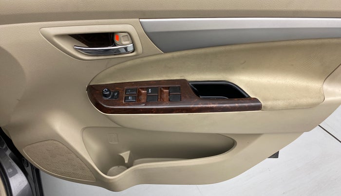 2017 Maruti Ertiga ZDI PLUS SHVS, Diesel, Manual, 67,211 km, Driver Side Door Panels Control