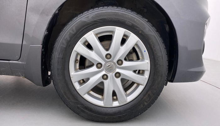 2017 Maruti Ertiga ZDI PLUS SHVS, Diesel, Manual, 67,211 km, Right Front Wheel