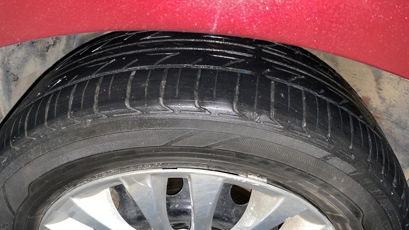2017 Maruti Ciaz DELTA 1.4 MT PETROL, Petrol, Manual, 39,962 km, Left Front Tyre Tread