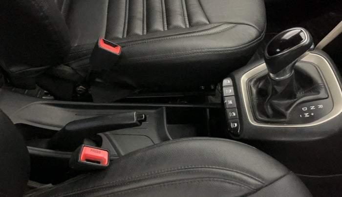 2019 Hyundai NEW SANTRO SPORTZ AMT, Petrol, Automatic, 51,528 km, Gear Lever