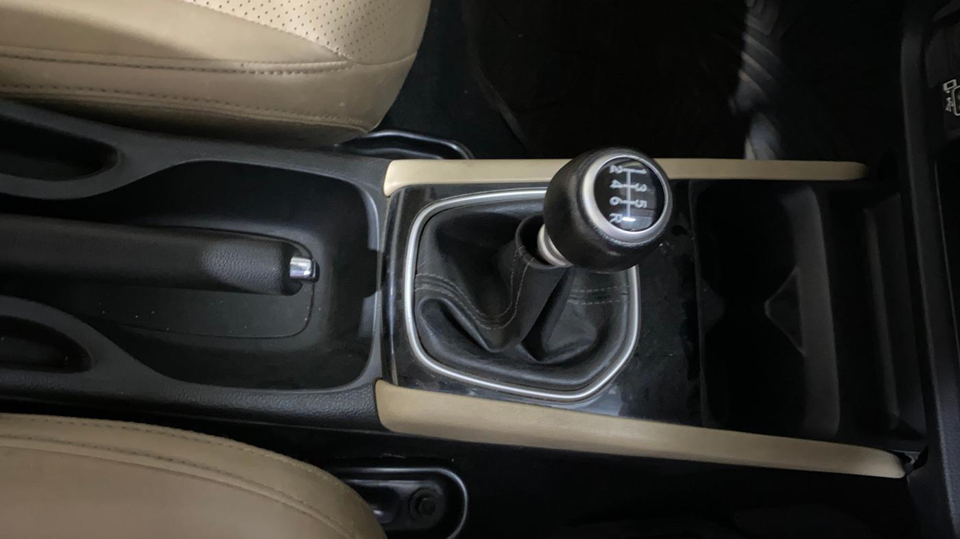 2022 Honda City 1.5L I-VTEC V MT 5TH GEN, Petrol, Manual, 36,619 km, Gear Lever