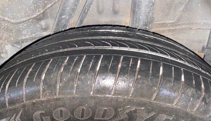 2022 Honda City 1.5L I-VTEC V MT 5TH GEN, Petrol, Manual, 36,619 km, Left Rear Tyre Tread