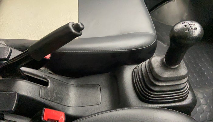 2018 Maruti Eeco 5 STR WITH AC PLUSHTR, Petrol, Manual, 14,651 km, Gear Lever