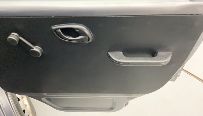 2018 Maruti Eeco 5 STR WITH AC PLUSHTR, Petrol, Manual, 14,651 km, Driver Side Door Panels Control