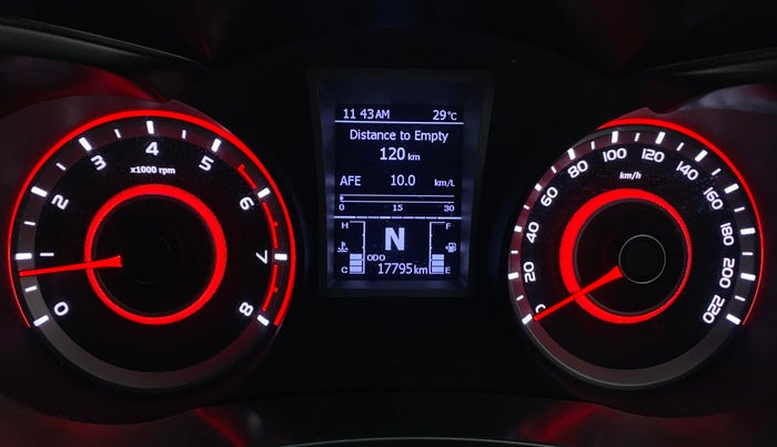 2024 Mahindra XUV300 W8 (O) 1.2 PETROL AMT, Petrol, Automatic, 17,792 km, Odometer Image