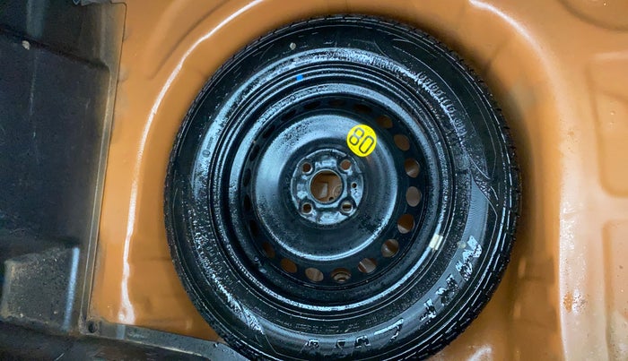 2016 Maruti Baleno ZETA PETROL 1.2, Petrol, Manual, 1,07,222 km, Spare Tyre