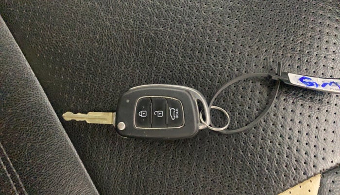 2021 Hyundai VENUE SX 1.5 CRDI, Diesel, Manual, 50,645 km, Key Close Up