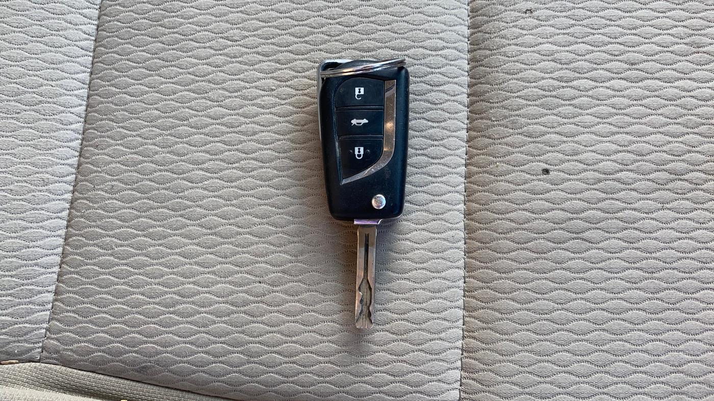 2016 Toyota Corolla Altis JS PETROL, Petrol, Manual, 74,046 km, Key Close Up