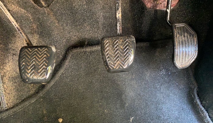 2016 Toyota Corolla Altis JS PETROL, Petrol, Manual, 73,979 km, Pedals