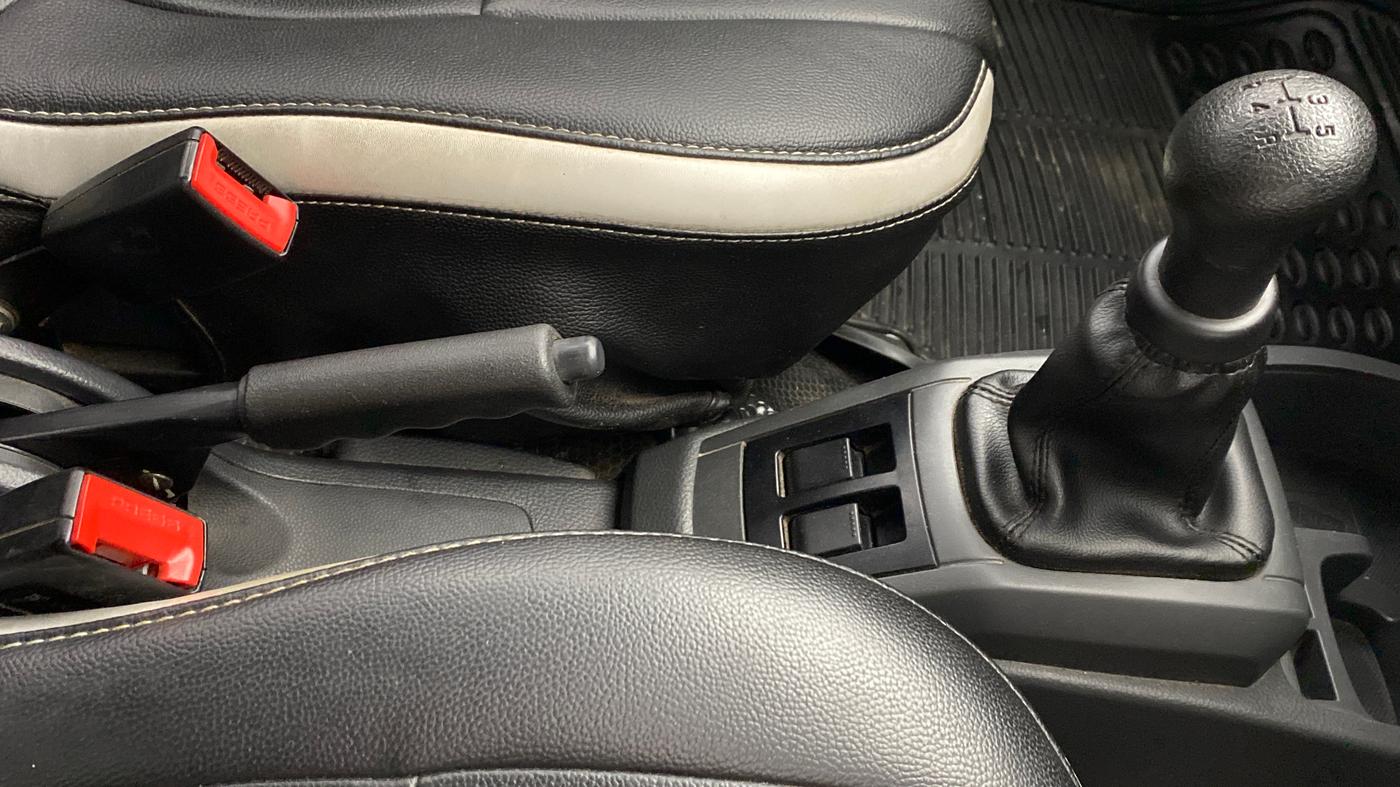 2018 Maruti Alto 800 LXI, Petrol, Manual, 31,782 km, Gear Lever