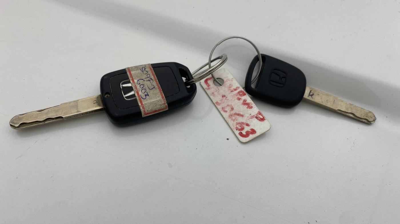 2019 Honda WR-V 1.2L I-VTEC VX MT, Petrol, Manual, 33,337 km, Key Close Up