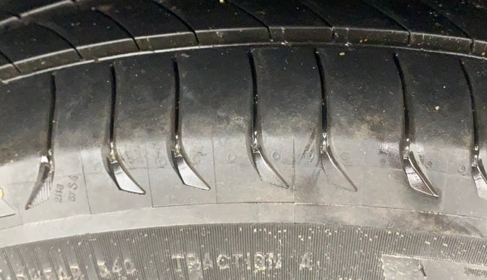 2019 Tata NEXON XZ PLUS PETROL, Petrol, Manual, 52,149 km, Left Rear Tyre Tread