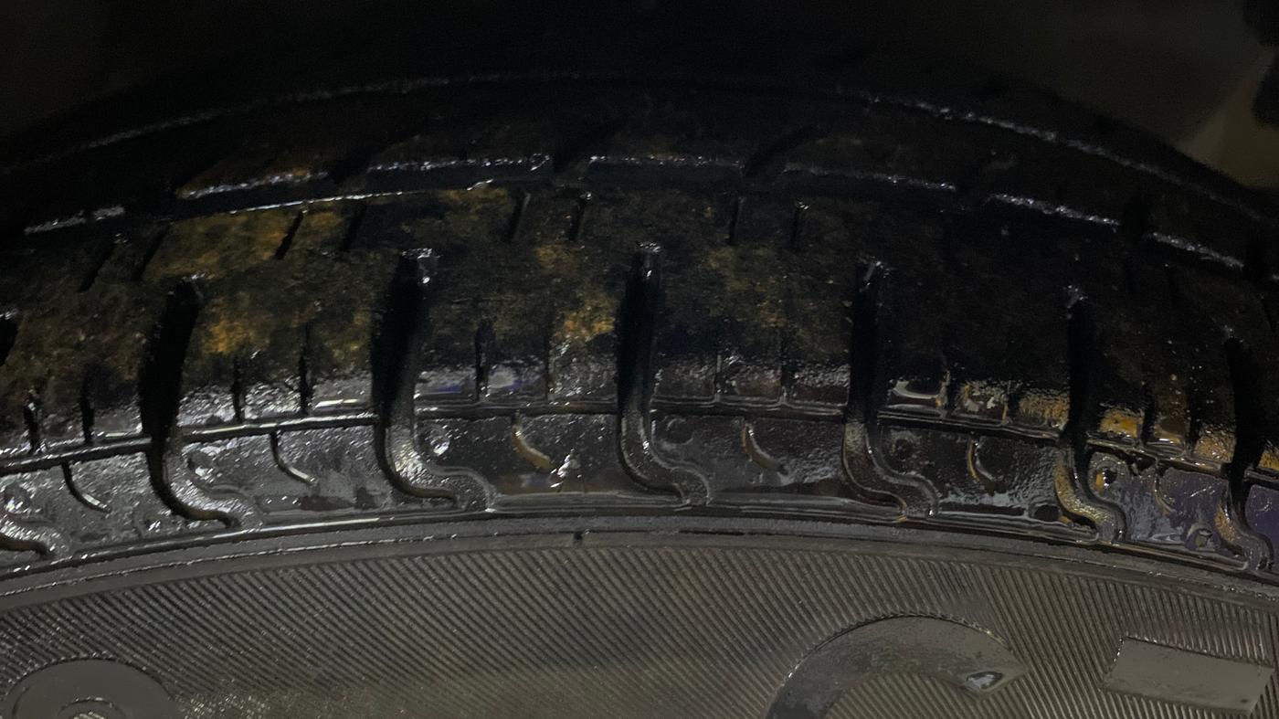 2013 Hyundai i10 ERA 1.1, Petrol, Manual, 56,801 km, Right Front Tyre Tread