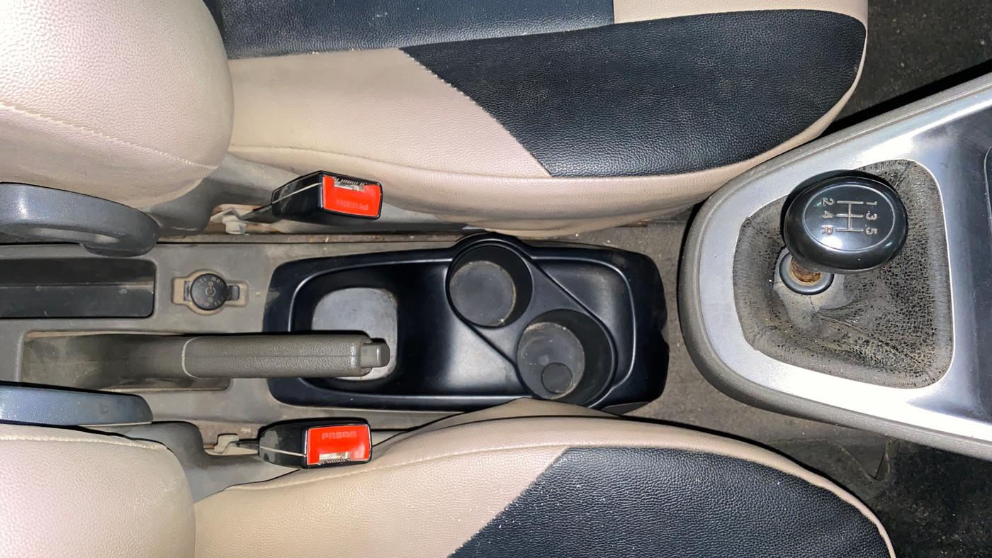2013 Hyundai i10 ERA 1.1, Petrol, Manual, 56,801 km, Gear Lever