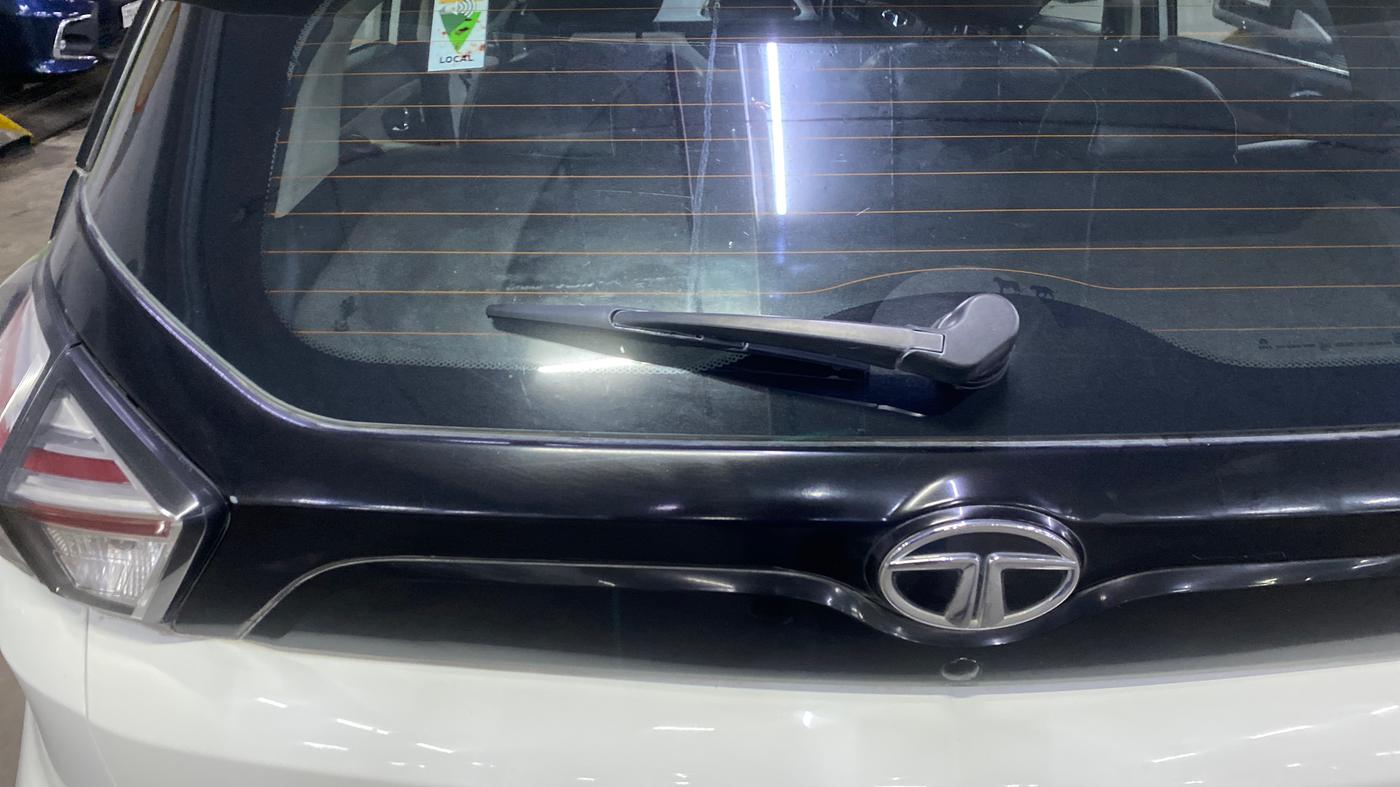 2021 Tata NEXON XZ PLUS PETROL SUNROOF, CNG, Manual, 46,453 km, Rear Wiper