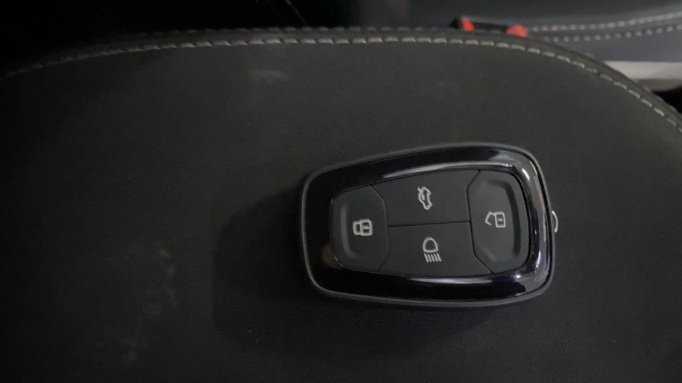 2021 Tata NEXON XZ PLUS PETROL SUNROOF, CNG, Manual, 46,453 km, Key Close Up