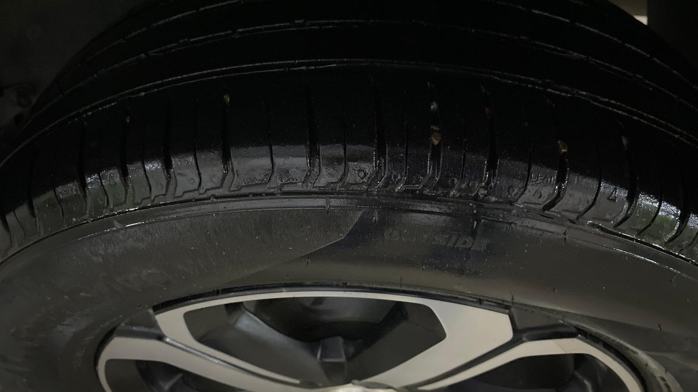 2021 Tata NEXON XZ PLUS PETROL SUNROOF, CNG, Manual, 46,453 km, Left Rear Tyre Tread
