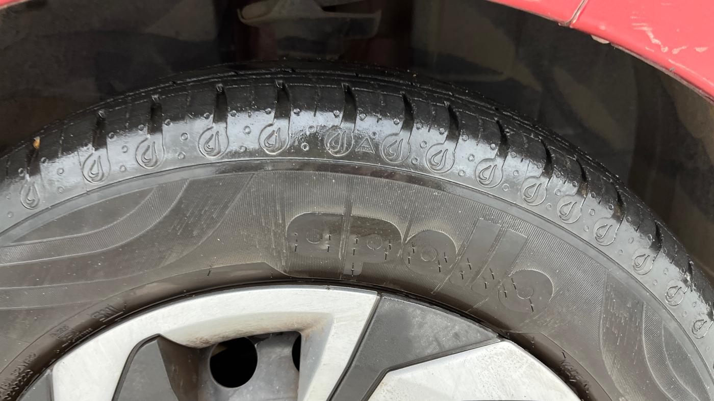 2020 Datsun Redi Go T(O) 1.0 AMT, Petrol, Automatic, 20,064 km, Right Front Tyre Tread