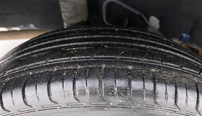 2016 Datsun Go Plus T, Petrol, Manual, 1,14,535 km, Right Rear Tyre Tread