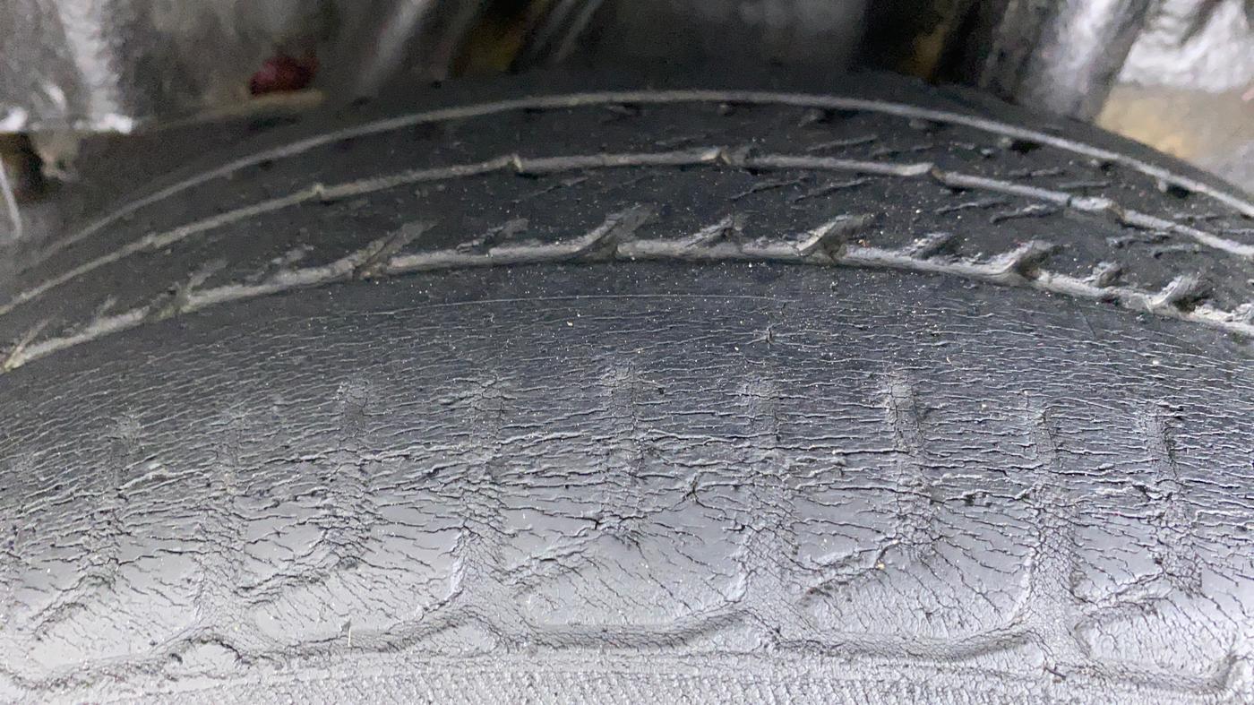 2014 Honda City VX CVT PETROL, Petrol, Automatic, 26,729 km, Left Rear Tyre Tread