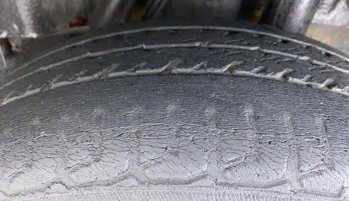 2014 Honda City VX CVT PETROL, Petrol, Automatic, 26,729 km, Left Rear Tyre Tread