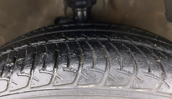 2018 Maruti Celerio ZXI AMT (O), Petrol, Automatic, 40,238 km, Right Front Tyre Tread