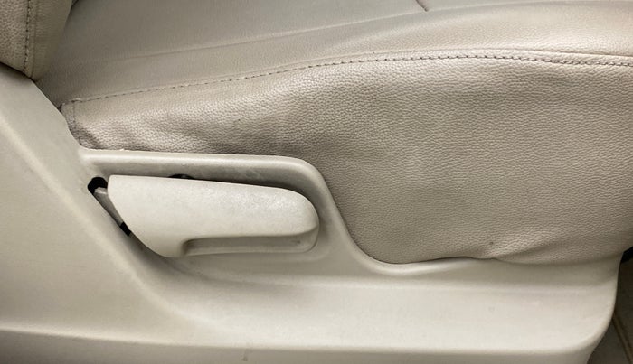 2014 Maruti Swift Dzire VXI, Petrol, Manual, 76,864 km, Driver Side Adjustment Panel