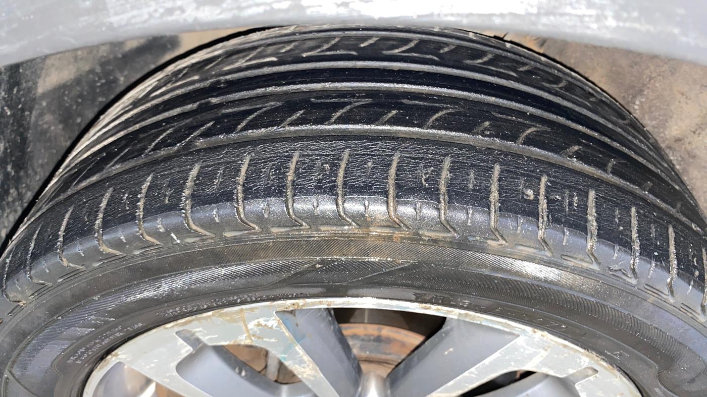2015 Hyundai i20 Active 1.2 S, Petrol, Manual, 65,971 km, Left Front Tyre Tread