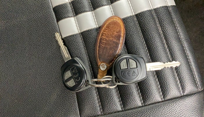 2022 Maruti Swift VXI, Petrol, Manual, 31,101 km, Key Close Up