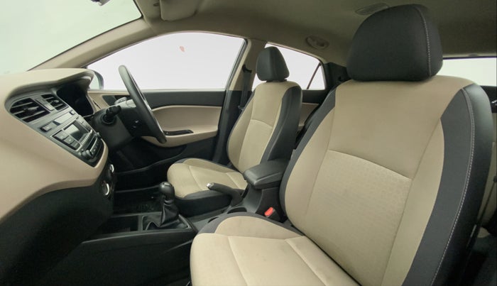 2015 Hyundai Elite i20 MAGNA 1.2, Petrol, Manual, 37,626 km, Right Side Front Door Cabin