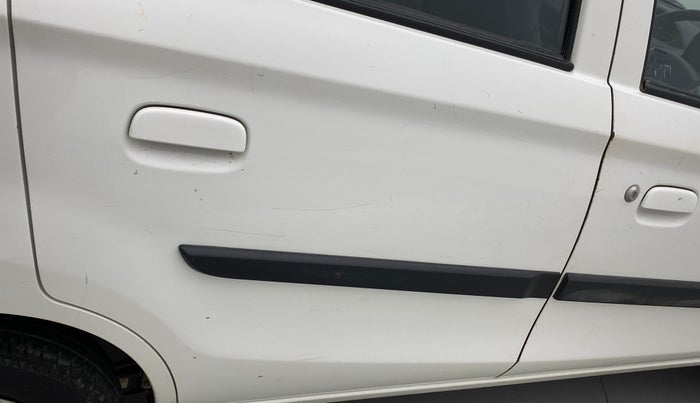 2016 Maruti Alto 800 LXI, Petrol, Manual, 46,689 km, Right rear door - Minor scratches