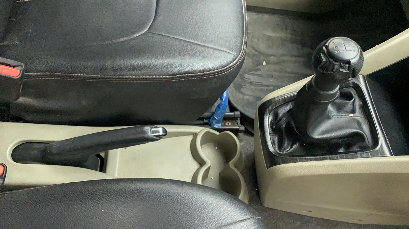 2015 Maruti Celerio VXI CNG, CNG, Manual, 73,915 km, Gear Lever