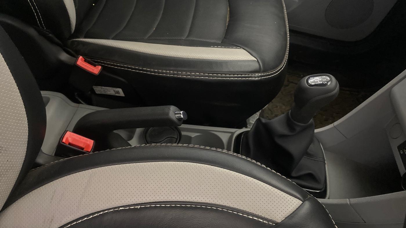2022 Tata Tiago XT PETROL, Petrol, Manual, 10,140 km, Gear Lever
