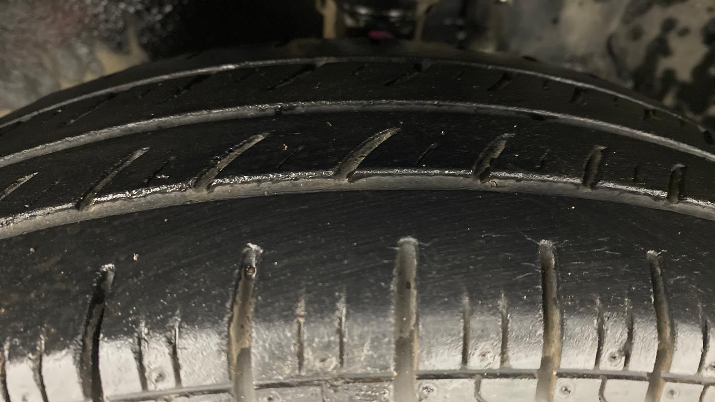 2013 Maruti Alto 800 LXI, Petrol, Manual, 26,929 km, Left Front Tyre Tread