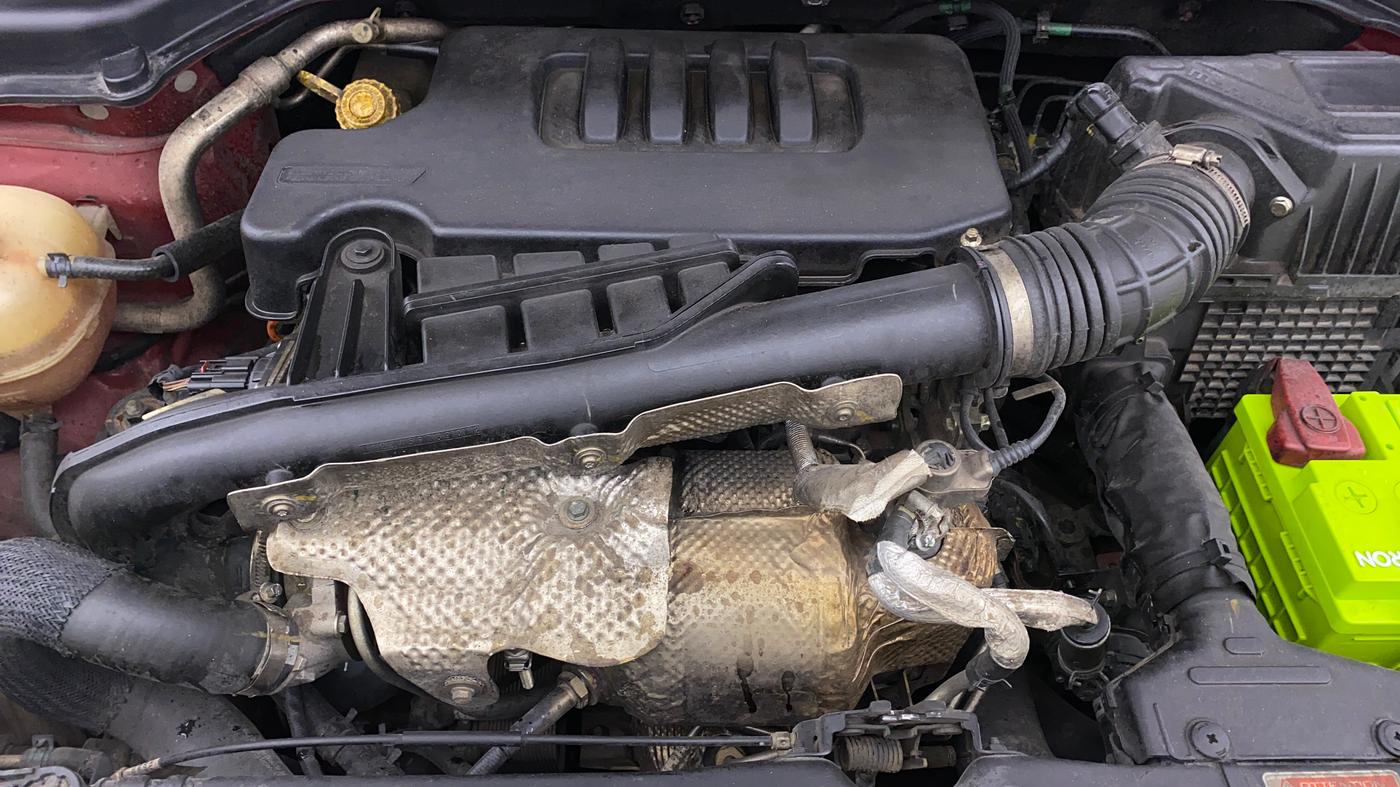 2023 Mahindra XUV300 W8 (O) 1.5 DIESEL, Diesel, Manual, 64,416 km, Engine View